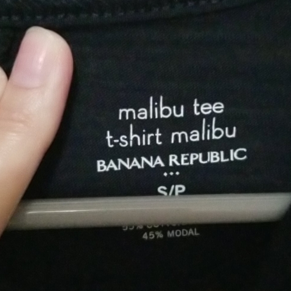 ⭐5/$20⭐navy tee - Picture 2 of 3